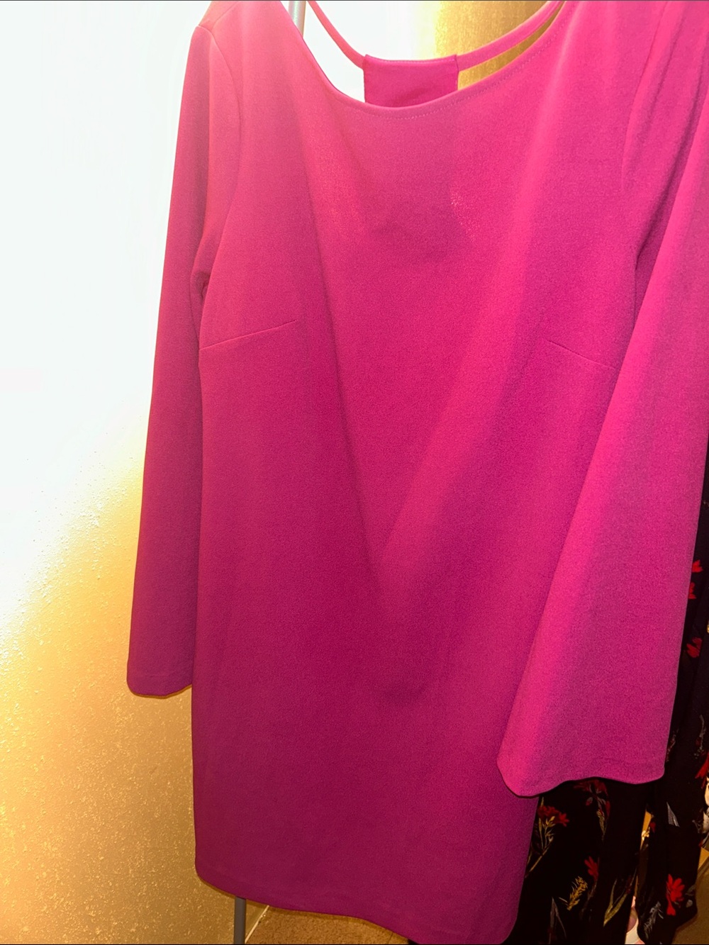 Donna Morgan Hot Pink Long-Sleeve Shift Dress